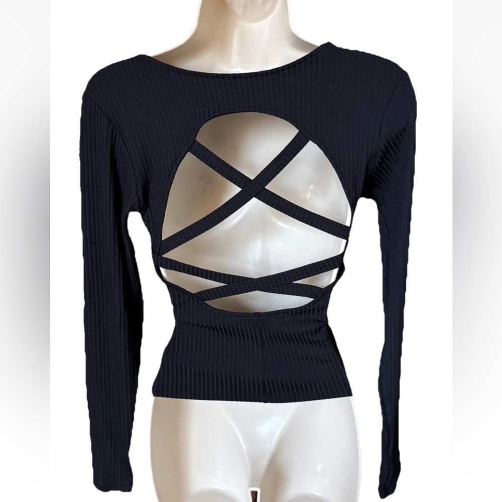 Victoria Secret Athletic Black Women's Top Size Small Crisscross Back